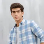 Solbiza Men Regular Fit Checkered Spread Collar Casual Shirt