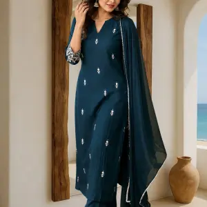 aurbhi Women Cotton Rayon Kurti Pant Dupatta Set