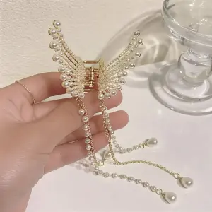 Aayra Pack of 1 Pcs Metal butterfly clutcher women hair clips metal wedding clips Hair Claw (Gold, Silver)