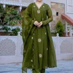 Klosia Women Silk Blend Kurta Pant Dupatta Set