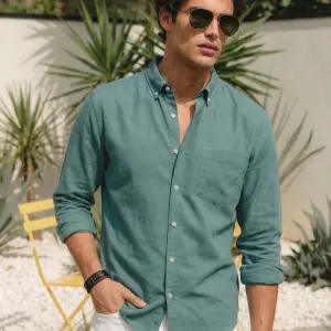 Urbano Fashion Men Regular Fit Solid Button Down Collar Casual Shirt