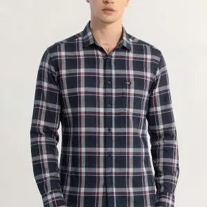 METRONAUT Men Regular Fit Checkered Spread Collar Casual Shirt